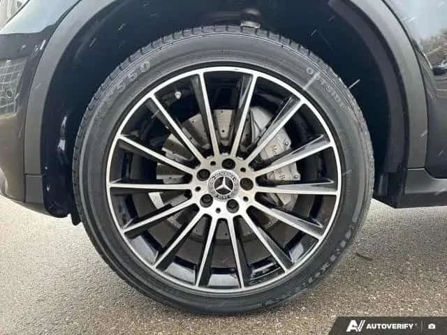 Mercedes-Benz GLC 300 4MATIC / Keyless / PANO / ПОДГРЕВИ - изображение 9