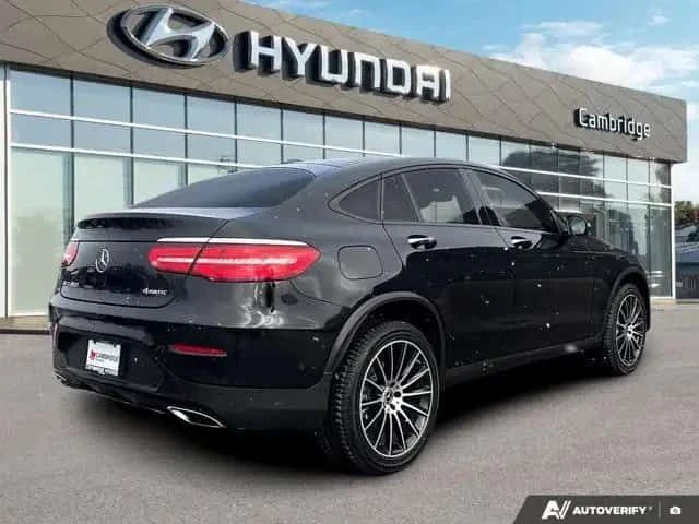 Mercedes-Benz GLC 300 4MATIC / Keyless / PANO / ПОДГРЕВИ - изображение 5