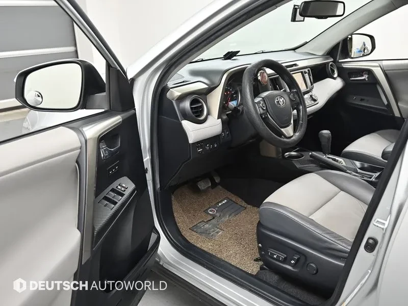Toyota Rav4 2.5 4Wd, снимка 11 - Автомобили и джипове - 55702132