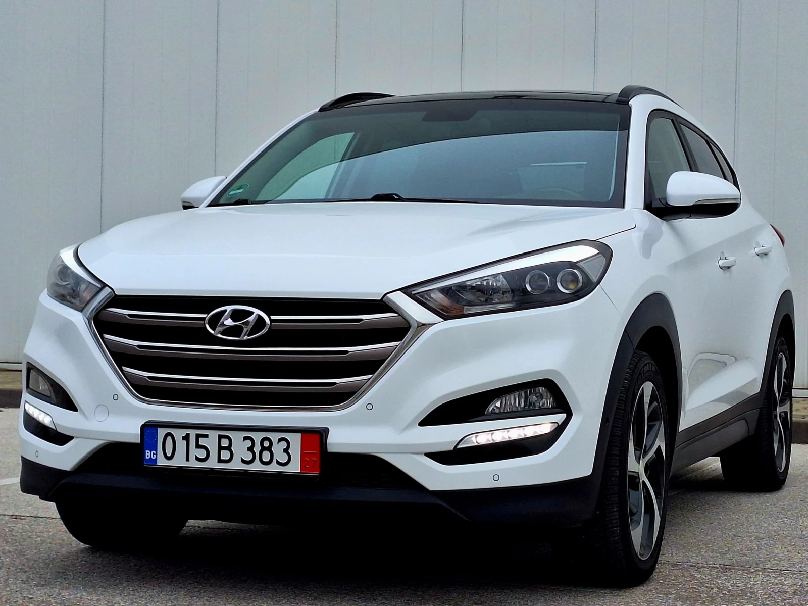 Hyundai Tucson 2.0CRDI 185к.с. 4x4 ПЪЛНА СЕРВИЗНА ИСТОРИЯ  - изображение 2