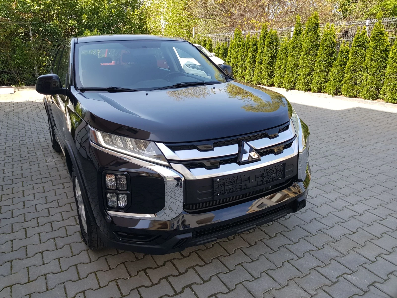 Mitsubishi ASX AWD, ПОДХОДЯЩ ЗА ГАЗ - изображение 3
