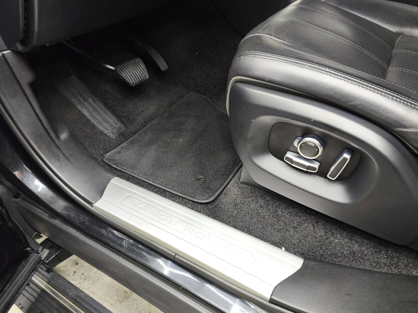 Land Rover Range rover VOGUE / AUTOBIOGRAPHY / 4.4 V8 SD | Mobile.bg   17