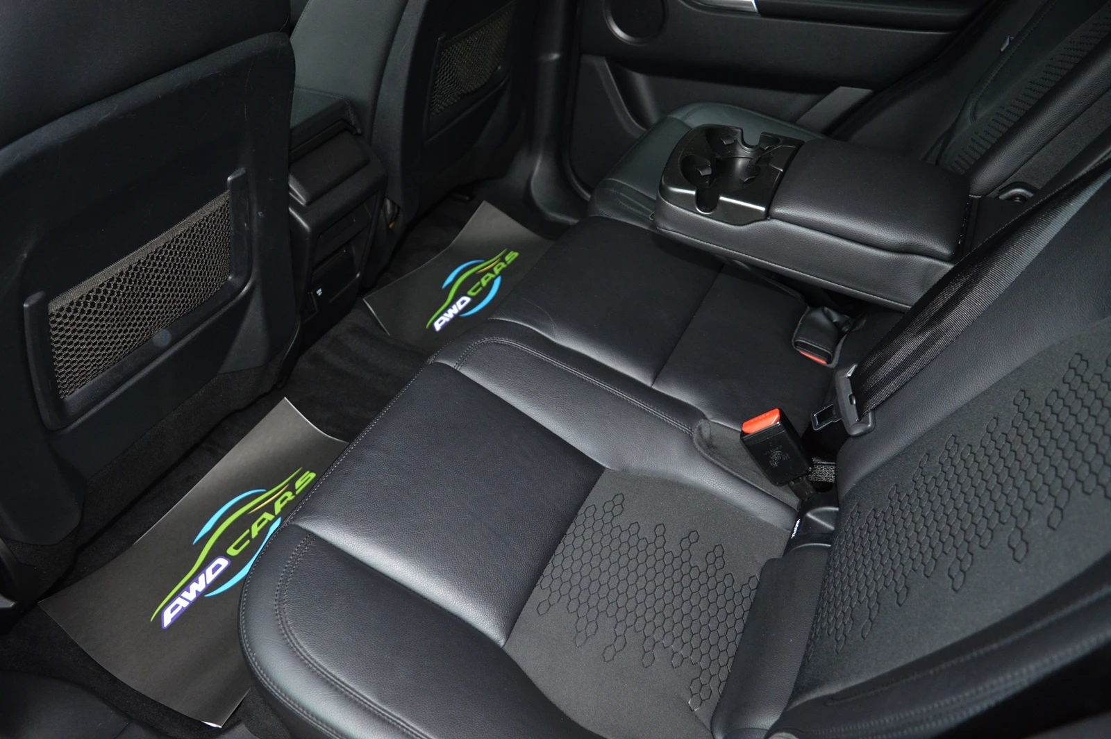 Land Rover Discovery Sport 2.0TD4 FULL PANORAMA ШВЕЙЦАРИЯ - изображение 10