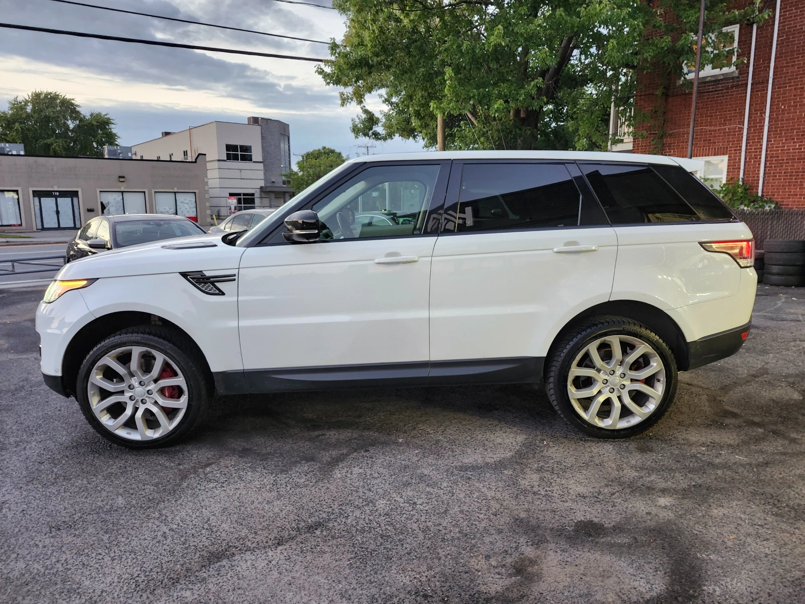 Land Rover Range Rover Sport * ЦЕНА ДО БЪЛГАРИЯ* * АВТОКРЕДИТ*  - изображение 2