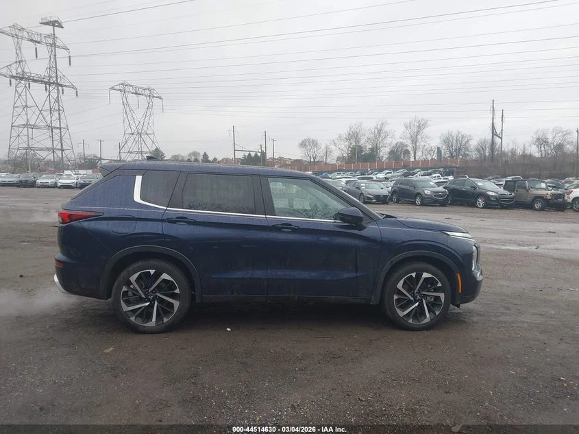 Mitsubishi Outlander 2.5l Se 2.5 2Wd/Se Black Edition S-Awc/Se Black Ed, снимка 13 - Автомобили и джипове - 53863303