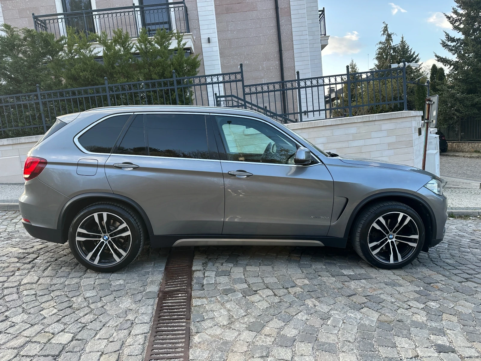 BMW X5 3.0 D Обслужена!, снимка 3 - Автомобили и джипове - 54235252