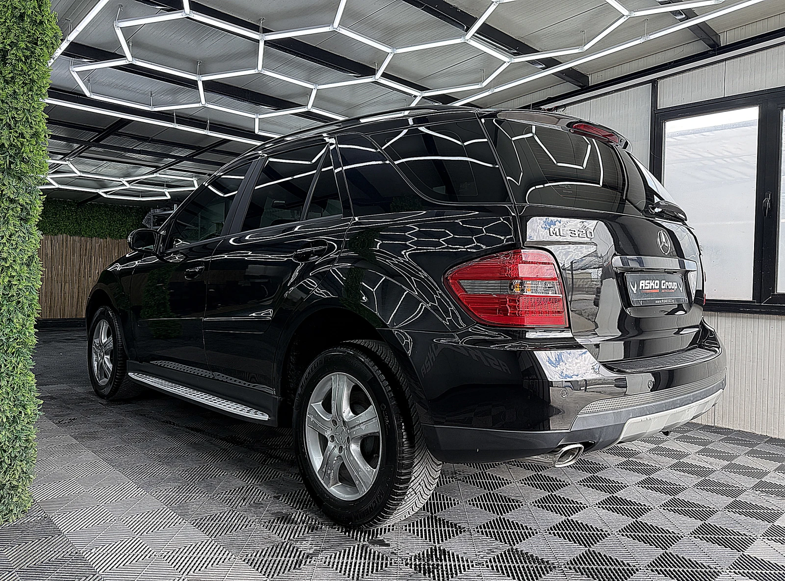 Mercedes-Benz ML 320 4-Matic/KAMERA/PODGREV/TOP!!!/СОБСТВЕН ЛИЗИНГ, снимка 4 - Автомобили и джипове - 55260162