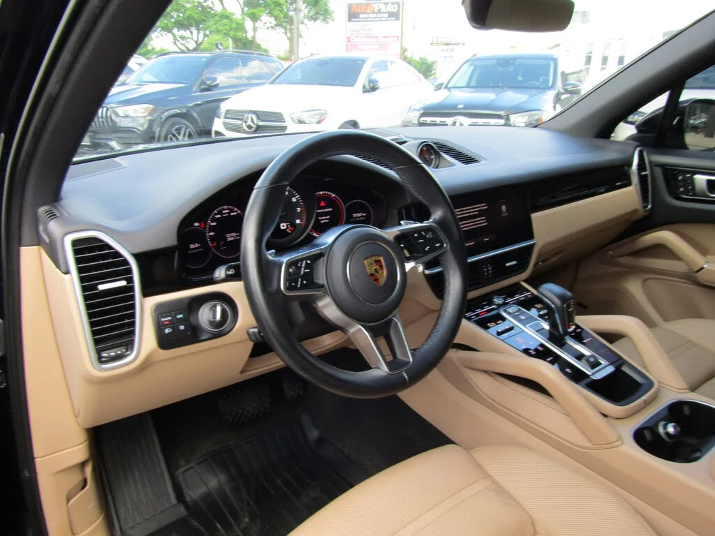 Porsche Cayenne 3.0T* BOSE* DISTRONIC* ОБДУХ* 360* КРАЙНА ЦЕНА, снимка 8 - Автомобили и джипове - 55432476