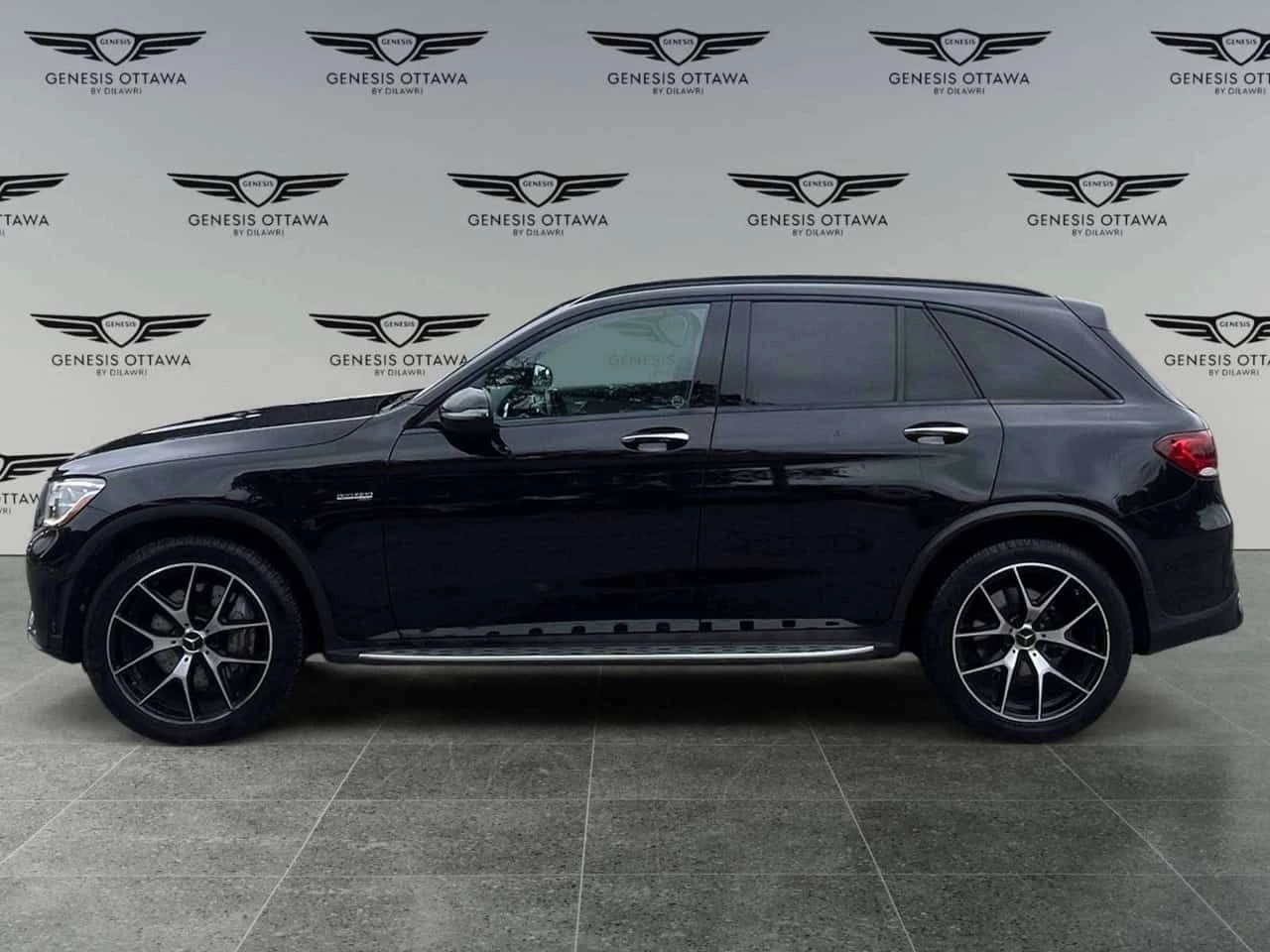 Mercedes-Benz GLC 43 AMG ФИНАНСИРАНЕ| ЦЕНА ДО БЪЛГАРИЯ| , снимка 2 - Автомобили и джипове - 55477772