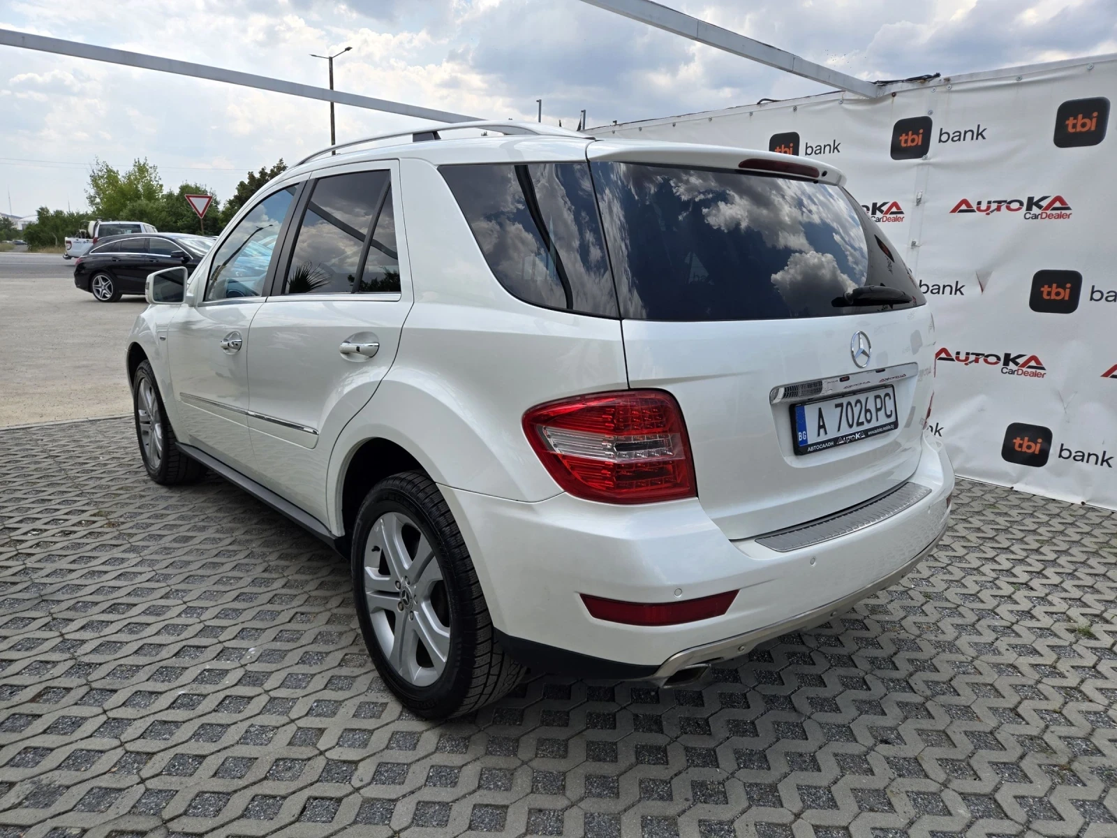 Mercedes-Benz ML 350 3.0CDI= FACE= KEYLESS= ШИБЕДАХ= ПОДГРЕВ= КАМЕРА, снимка 5 - Автомобили и джипове - 55590487