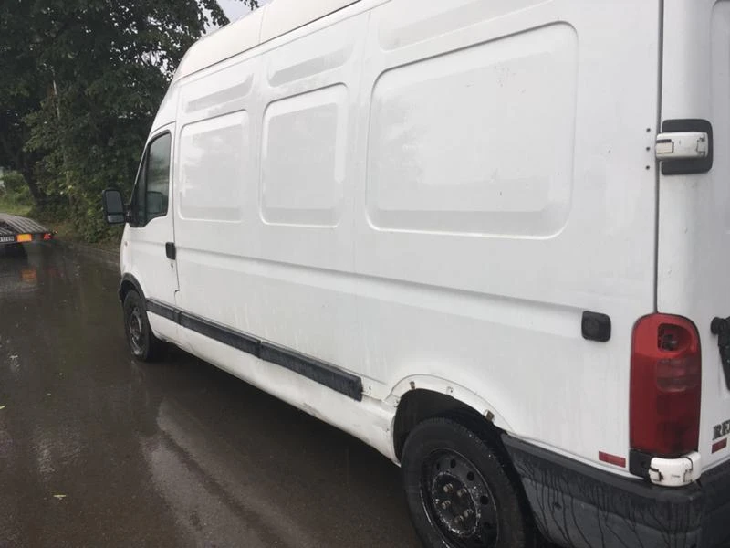 Renault Master 120dci, снимка 2 - Бусове и автобуси - 45096135