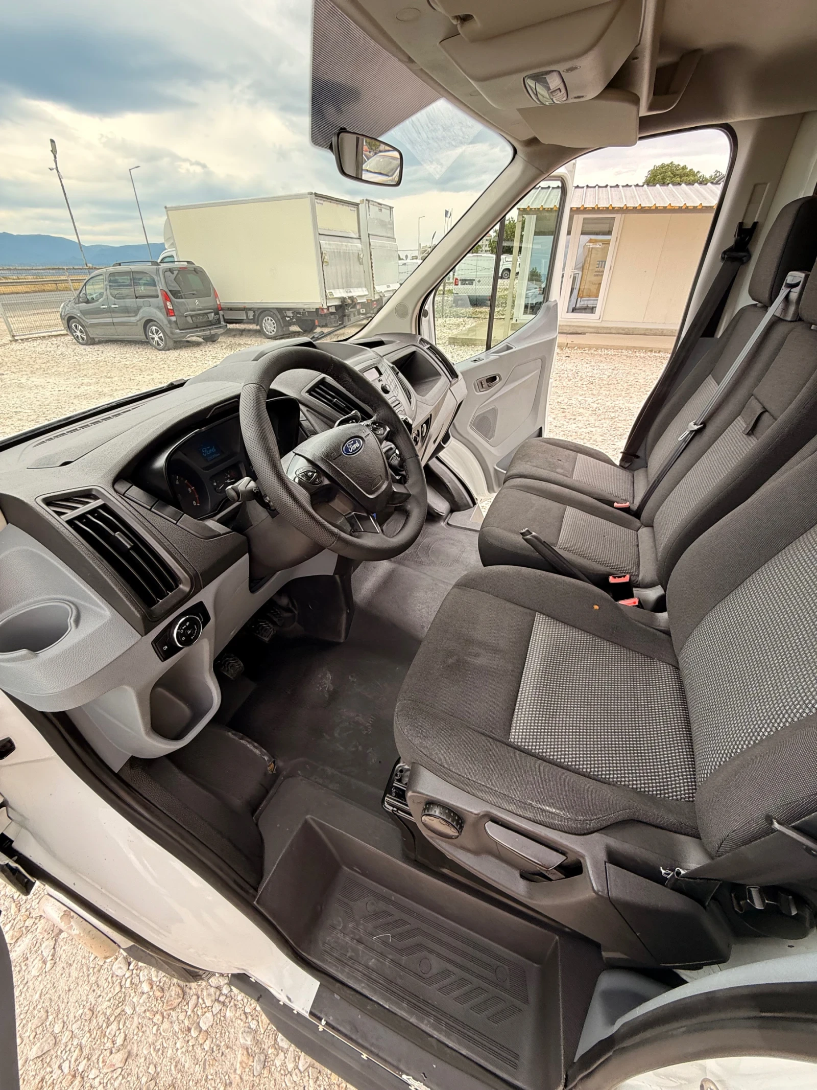 Ford Transit 2.2TDCi-Клима-Пд.Борд-Щора, снимка 11 - Бусове и автобуси - 55432722
