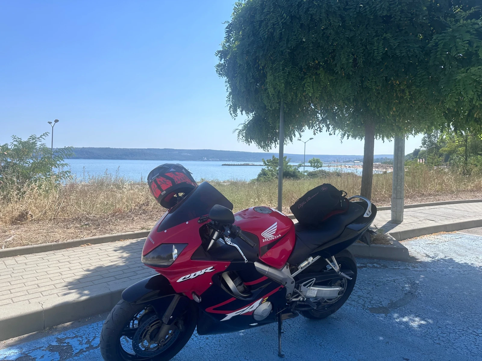 Honda Cbr F4i - изображение 2