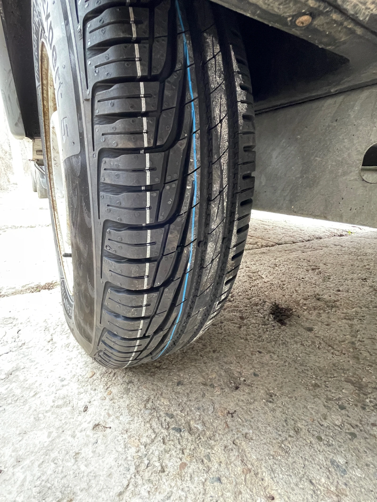 Каравана Knaus, снимка 15 - Каравани и кемпери - 53984830