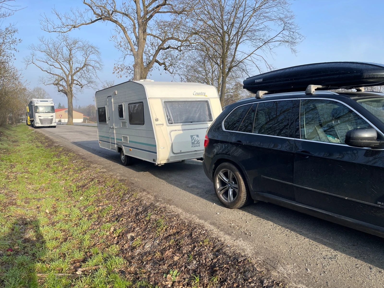 Каравана Knaus, снимка 3 - Каравани и кемпери - 53984830