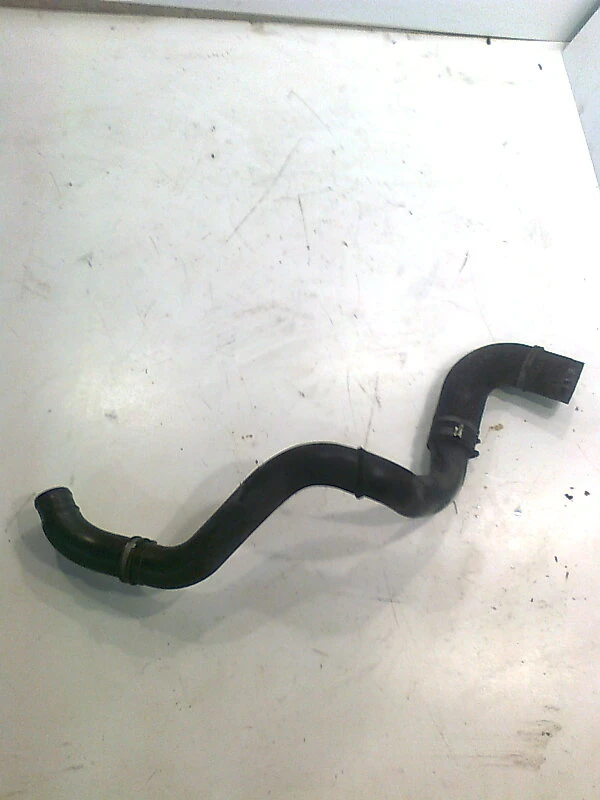 маркуч турбо за Волво В40 2.0 турбо (2)