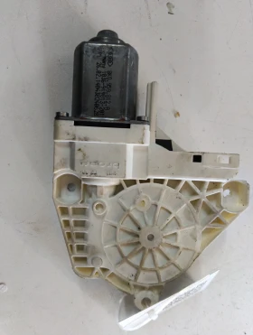 ����� �� �������� �� ��.������� �� ����� ����� 8K0959812A Audi A4