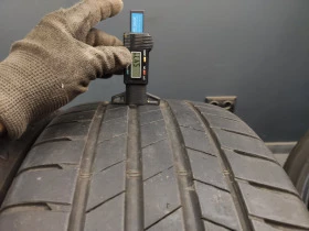 Гуми Летни 235/40R19, снимка 4