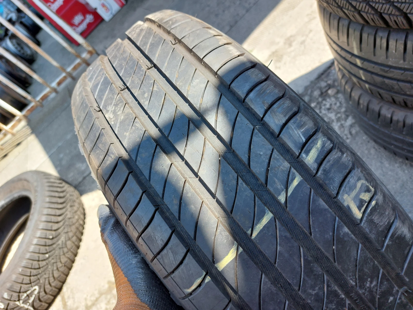 ���� 205/60R16 | Mobile.bg � ����������� 2