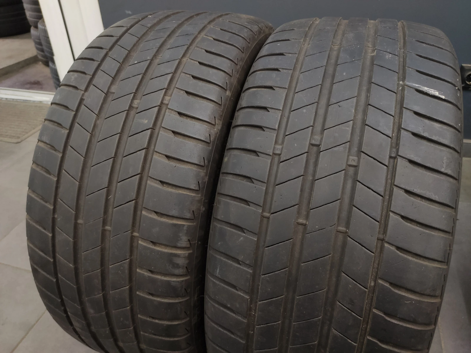  235/40R19 | Mobile.bg   3