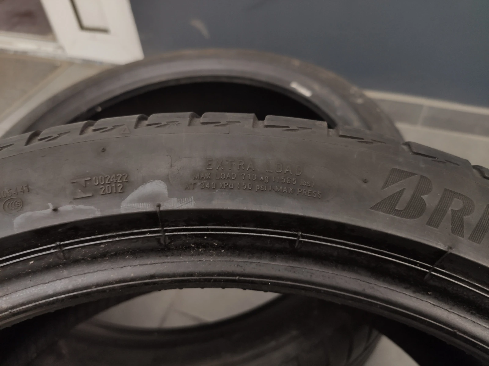  235/40R19 | Mobile.bg   8