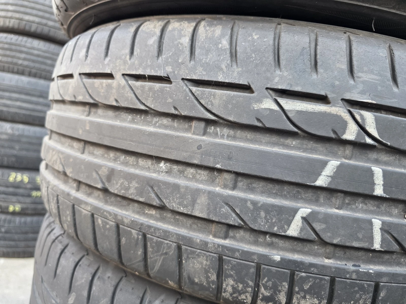 Гуми Летни 225/45R18, снимка 3 - Гуми и джанти - 56664511