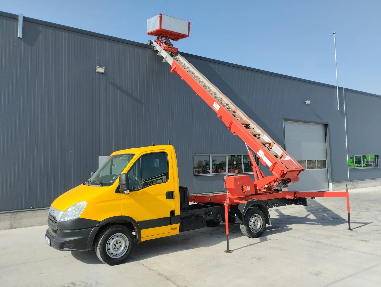   .       .  | Mobile.bg   5