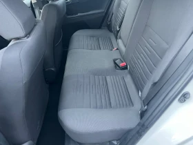 Toyota Auris 1.8 HIBRID FACElift, снимка 13