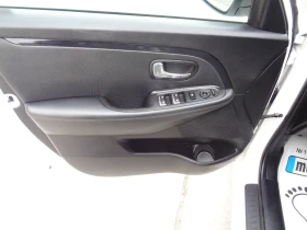 Kia Carens 1.7CRDI-KOJA-NAVI-PANORAMA-KAYLESS-BARTER-LIZING, снимка 8