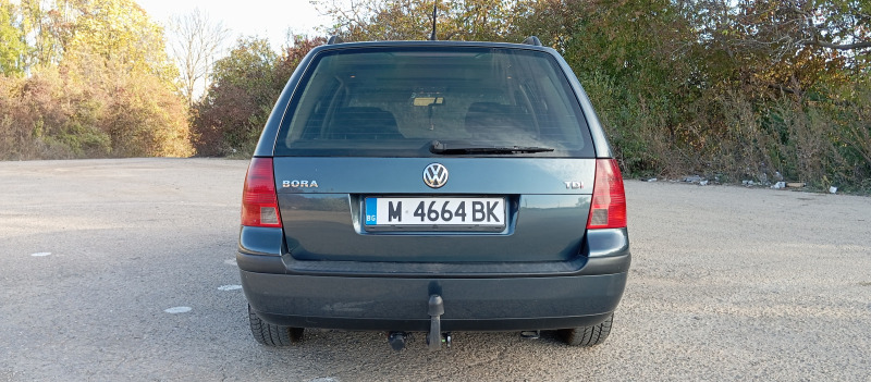 VW Bora 1.9 TDI , снимка 6 - Автомобили и джипове - 45673778