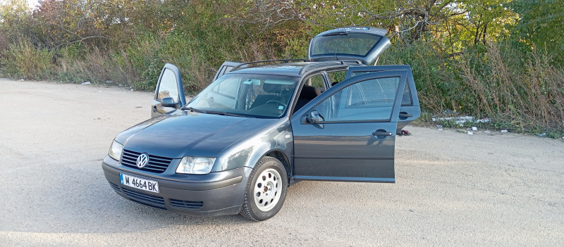 VW Bora 1.9 TDI , снимка 3 - Автомобили и джипове - 45673778