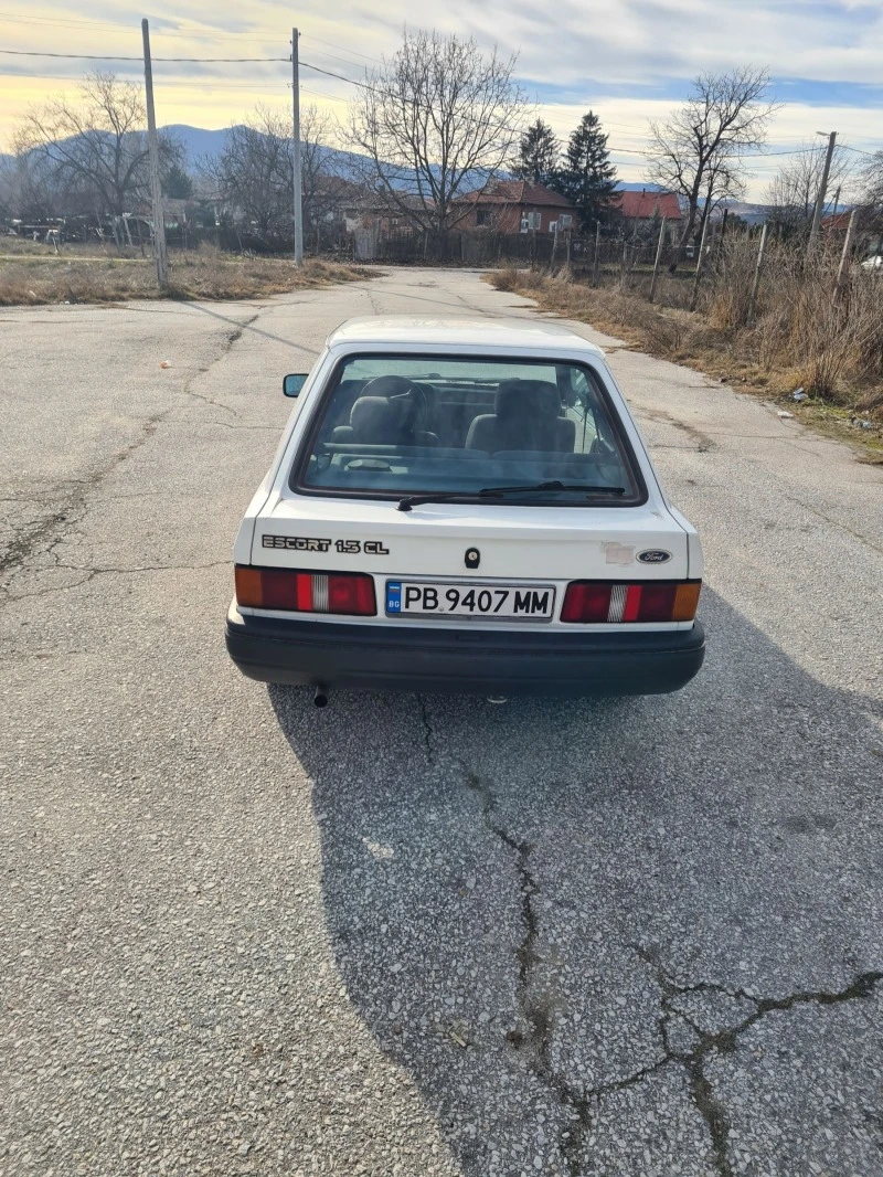 Ford Escort, снимка 2 - Автомобили и джипове - 48521180