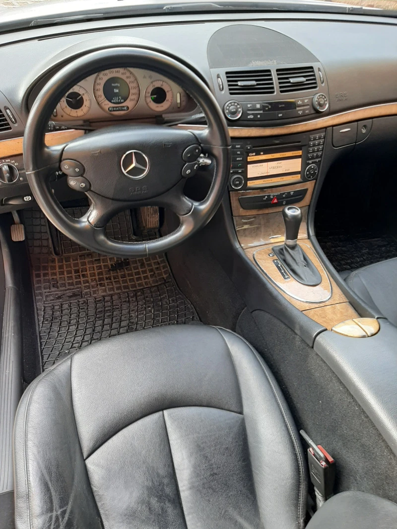 Mercedes-Benz E 320 EVO 4 matic, снимка 15 - Автомобили и джипове - 47326236