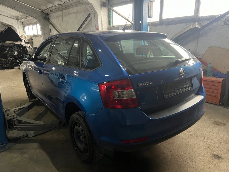 Skoda Rapid 1.6TDI DSG, снимка 3 - Автомобили и джипове - 44273804