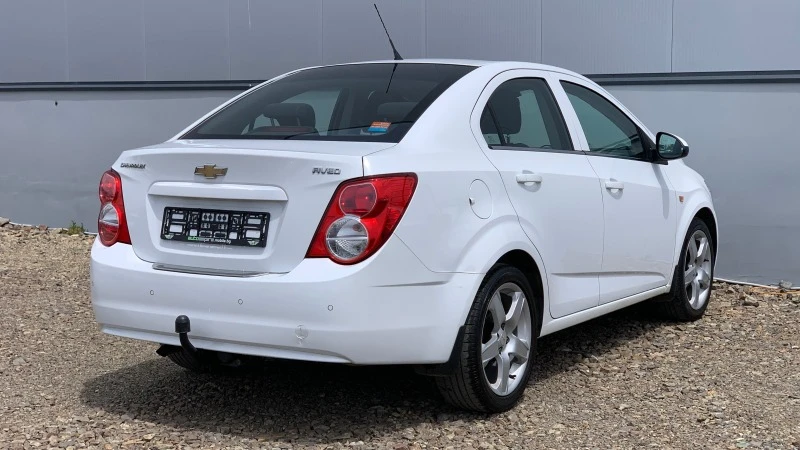 Chevrolet Aveo 1.4 Automatic &#127463;&#127466;, снимка 5 - Автомобили и джипове - 45790977