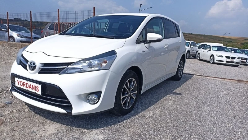 Toyota Verso 1.6, снимка 1 - Автомобили и джипове - 48564906