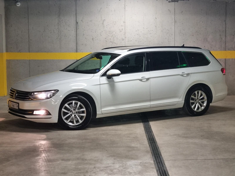 VW Passat, снимка 1 - Автомобили и джипове - 46715048