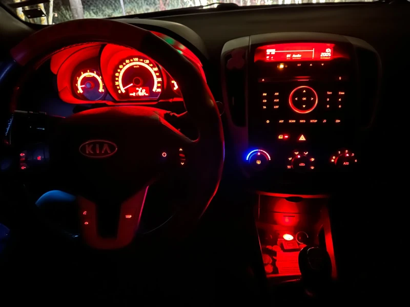 Kia Pro ceed, снимка 11 - Автомобили и джипове - 47447936