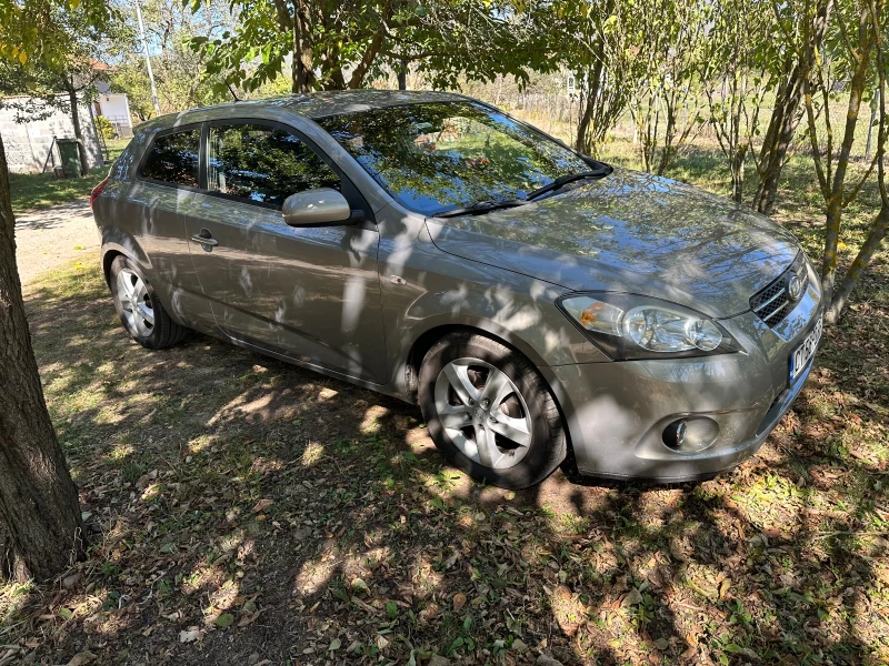 Kia Pro ceed Facelift 2010 Газ 1, 6, снимка 13 - Автомобили и джипове - 47447936