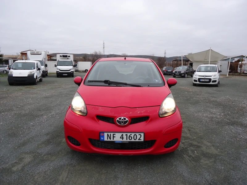 Toyota Aygo 1.0 VVT-I, снимка 5 - Автомобили и джипове - 48246723