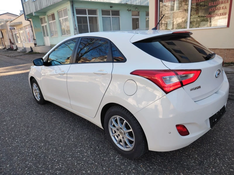 Hyundai I30 1.4 CRDi , снимка 8 - Автомобили и джипове - 48511048