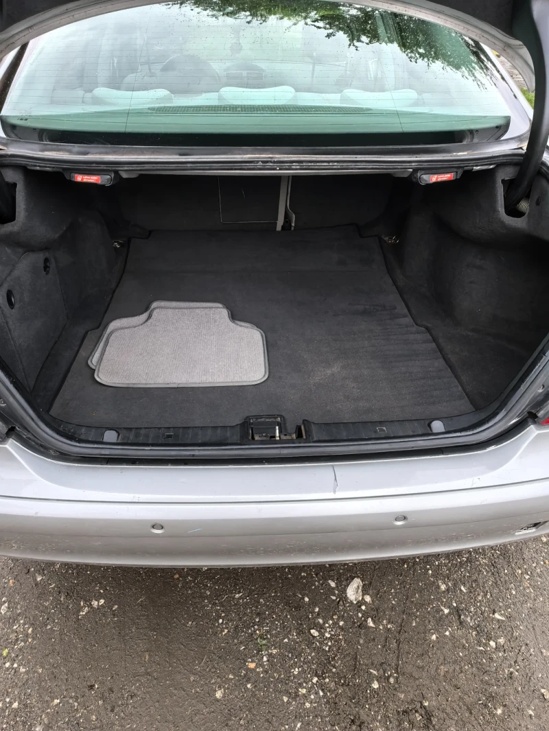 Mercedes-Benz E 220 2.2, снимка 4 - Автомобили и джипове - 51727873