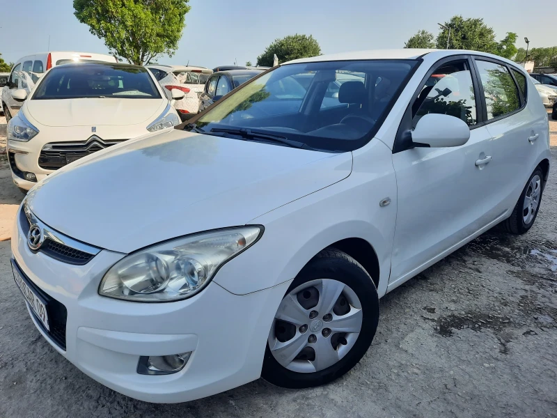 Hyundai I30 1.6i БЕНЗИН, снимка 4 - Автомобили и джипове - 50716744