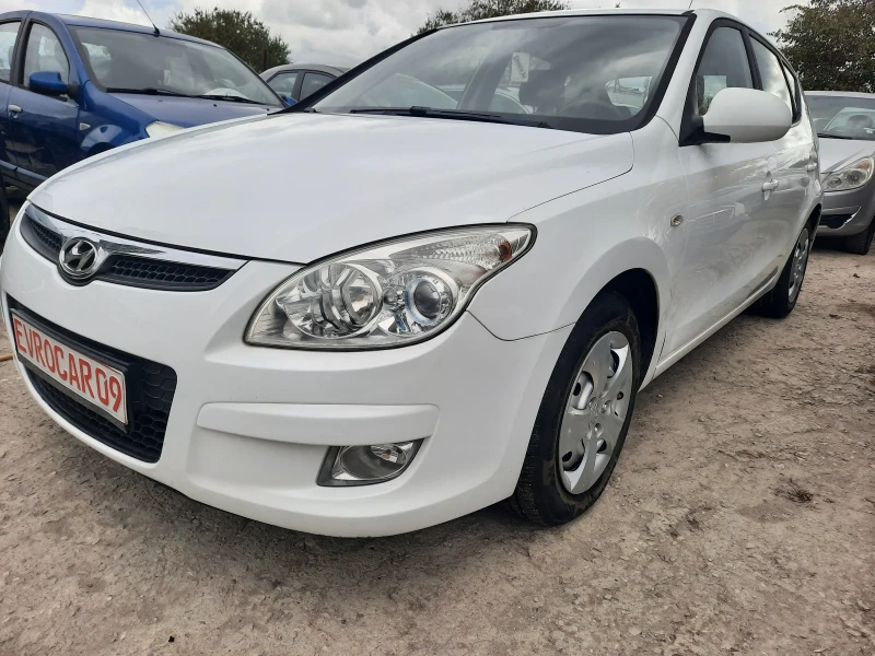 Hyundai I30 1.6i БЕНЗИН, снимка 6 - Автомобили и джипове - 50716744