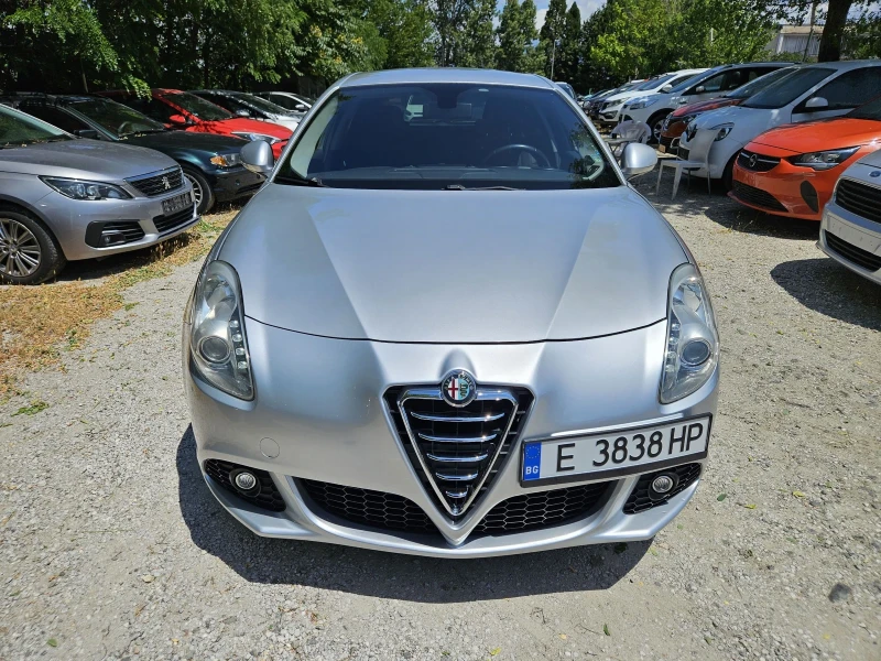Alfa Romeo Giulietta 1.4 Turbo Газ/Бензин, снимка 9 - Автомобили и джипове - 50828940