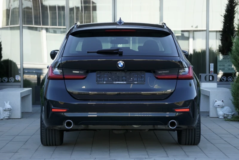 BMW 320 E Plug-In Hybrid, снимка 5 - Автомобили и джипове - 52543769