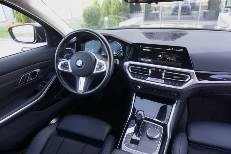 BMW 320 E Plug-In Hybrid, снимка 8 - Автомобили и джипове - 52543769