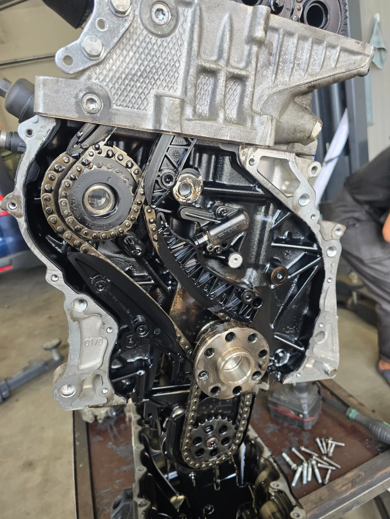 BMW 335 Swiss full keyless head up 4x4 , снимка 13 - Автомобили и джипове - 51898126