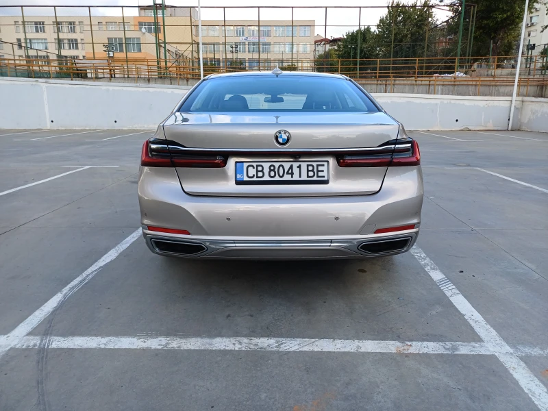 BMW 750, снимка 6 - Автомобили и джипове - 52023760