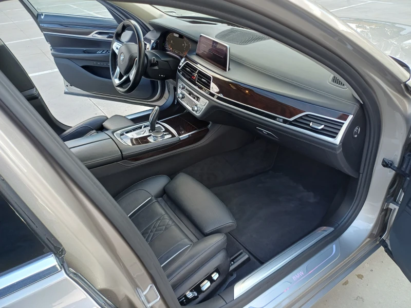 BMW 750, снимка 9 - Автомобили и джипове - 52023760